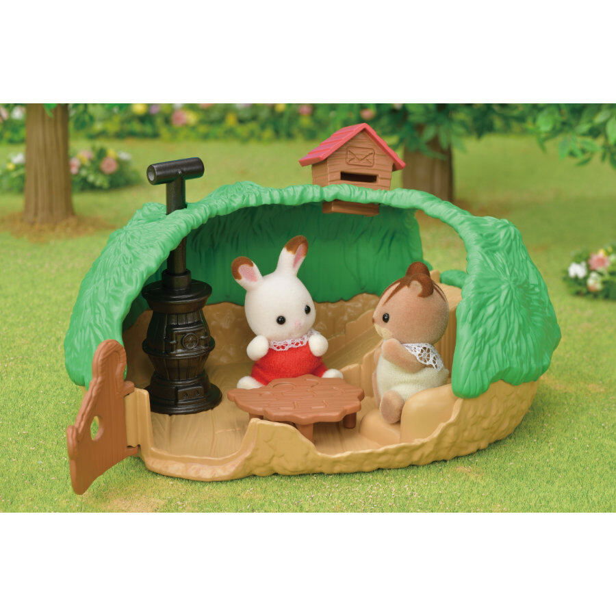 Sylvanian Families Domček pre ježkov