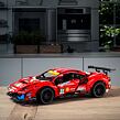 LEGO® Technic™ 42125 Ferrari 488 GTE „AF Corse #51” - poškozený obal